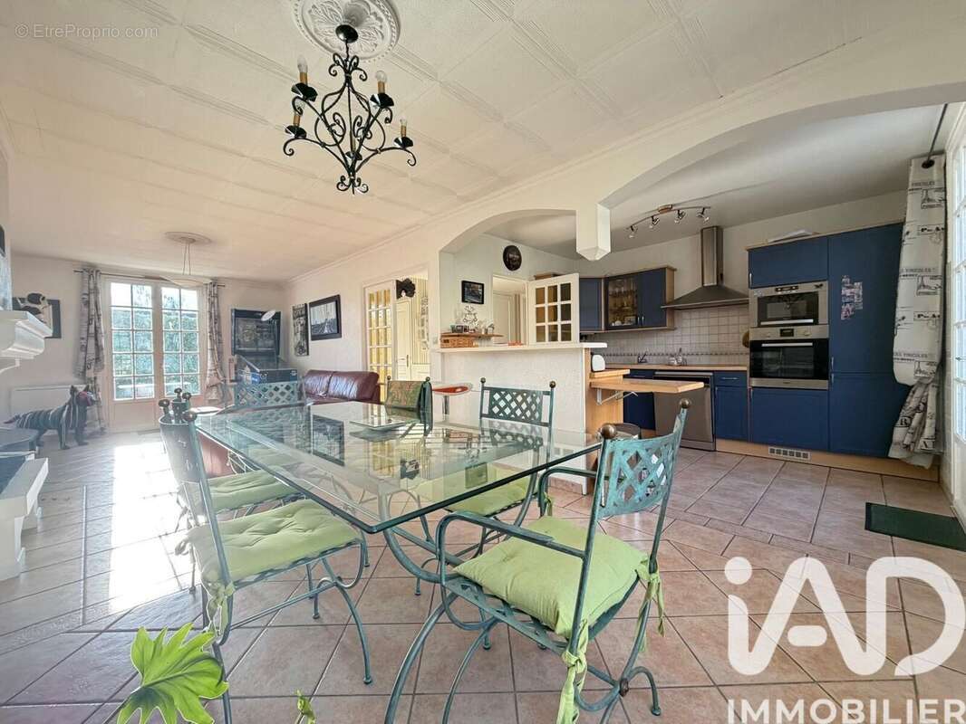 Photo 6 - Maison à LINAS