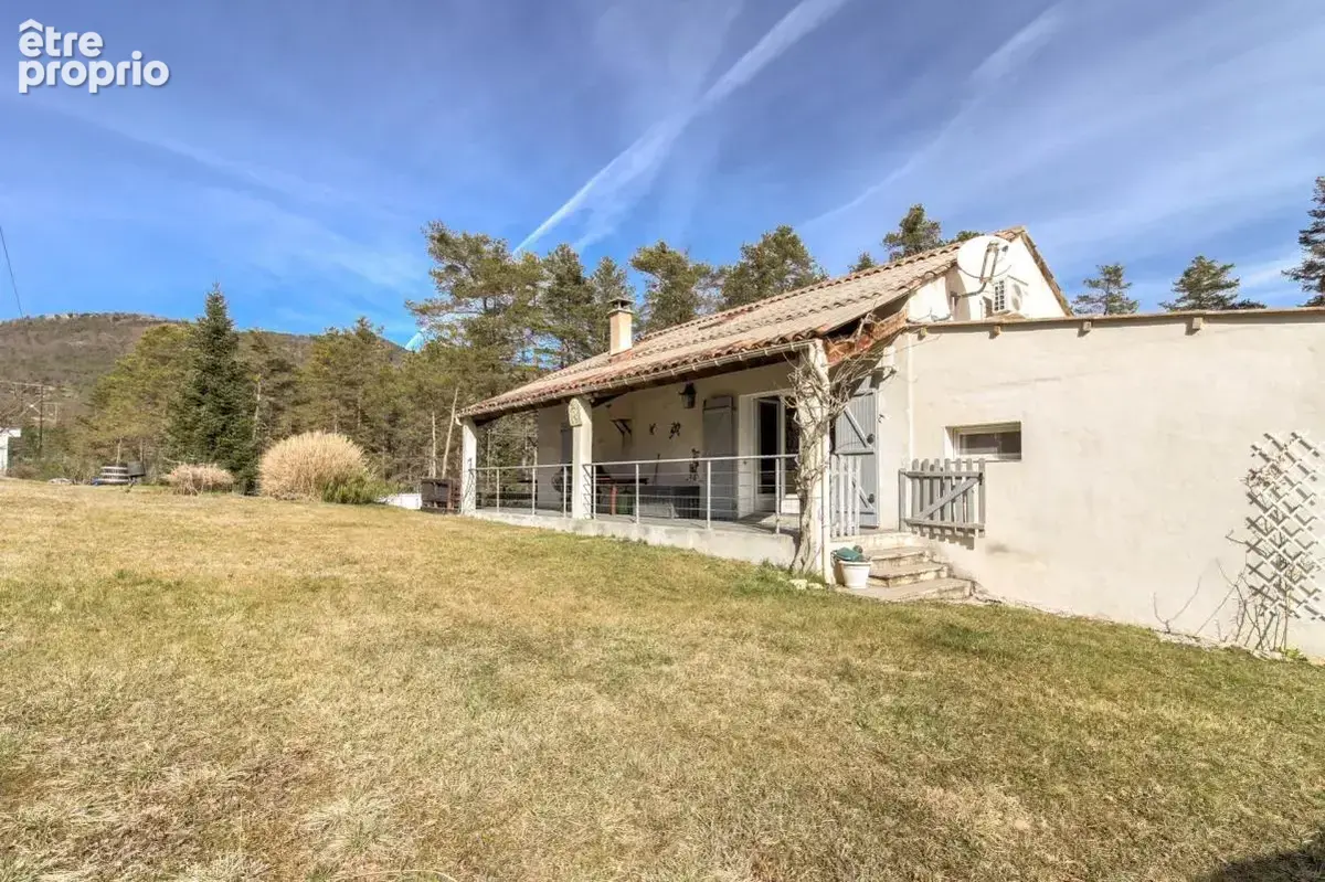 Maison de 110m² avec 6000m² de terrain à Collongues - photo 8