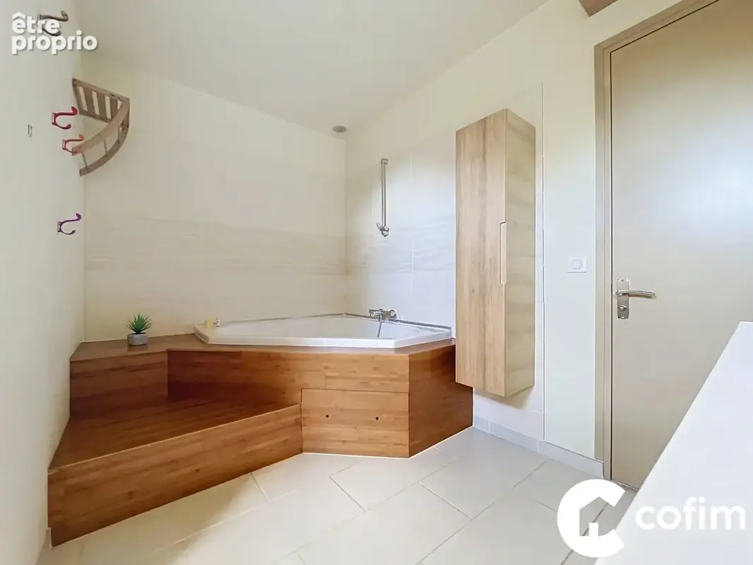 Maison 6 pièces 145 m² à vendre à Sauvagnon (64230) - photo 5