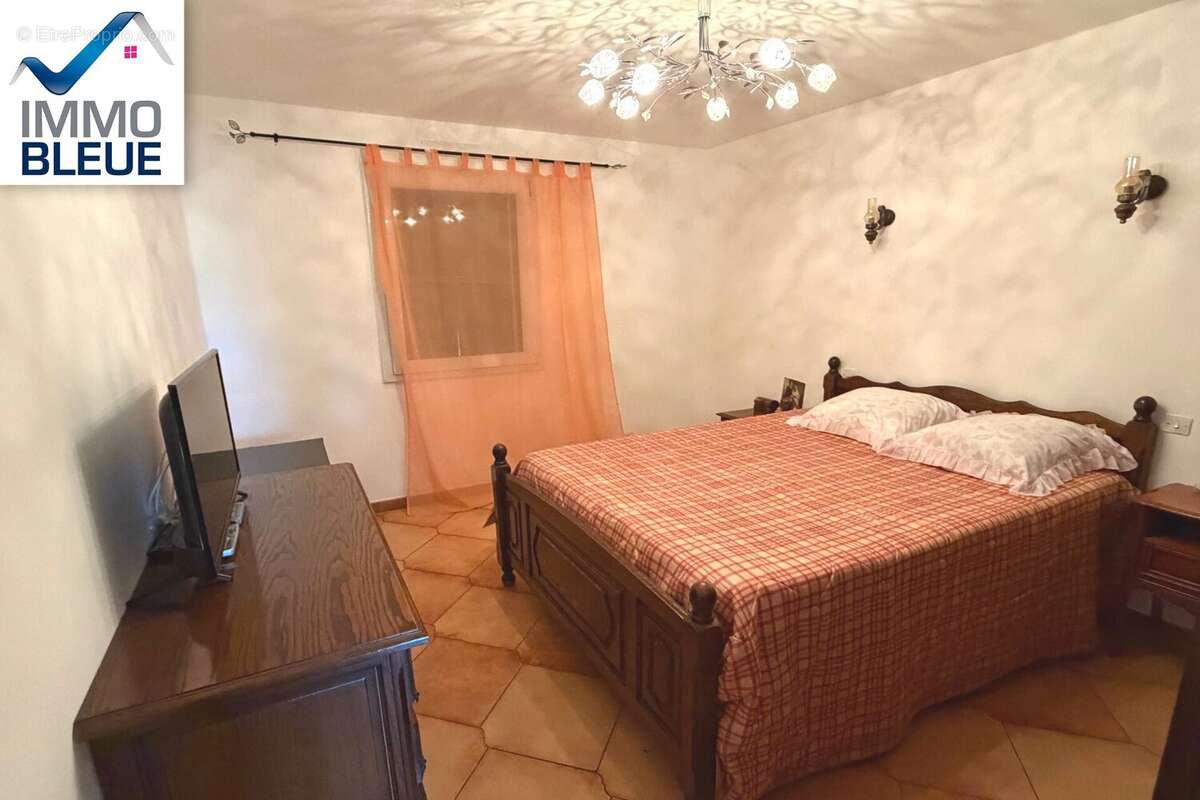 Maison 94 m² à Gignac-La-Nerthe  - photo 6