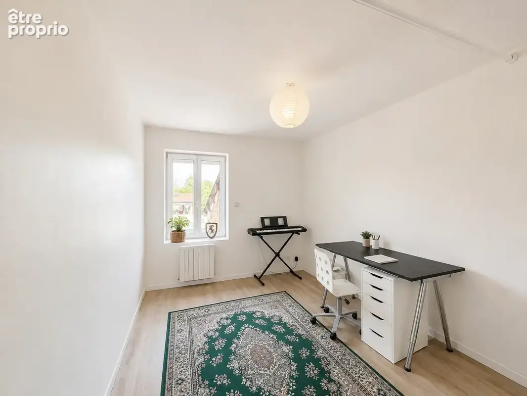 Oytier-Saint-Oblas : maison 116m2 - 3 chambres - avec jardin - photo 7