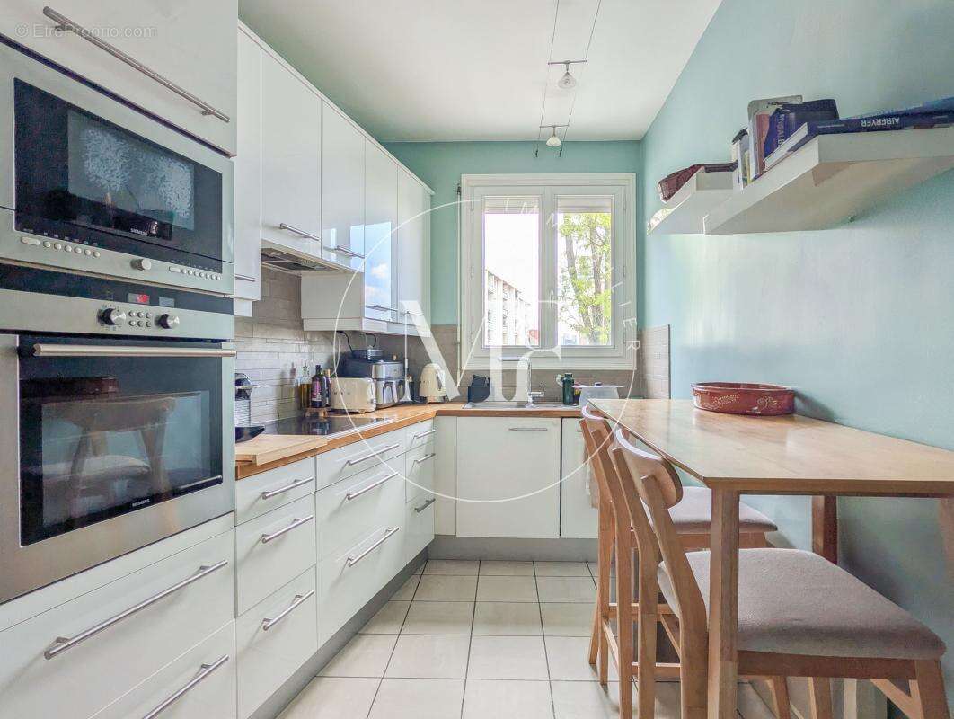 Appartement à SURESNES