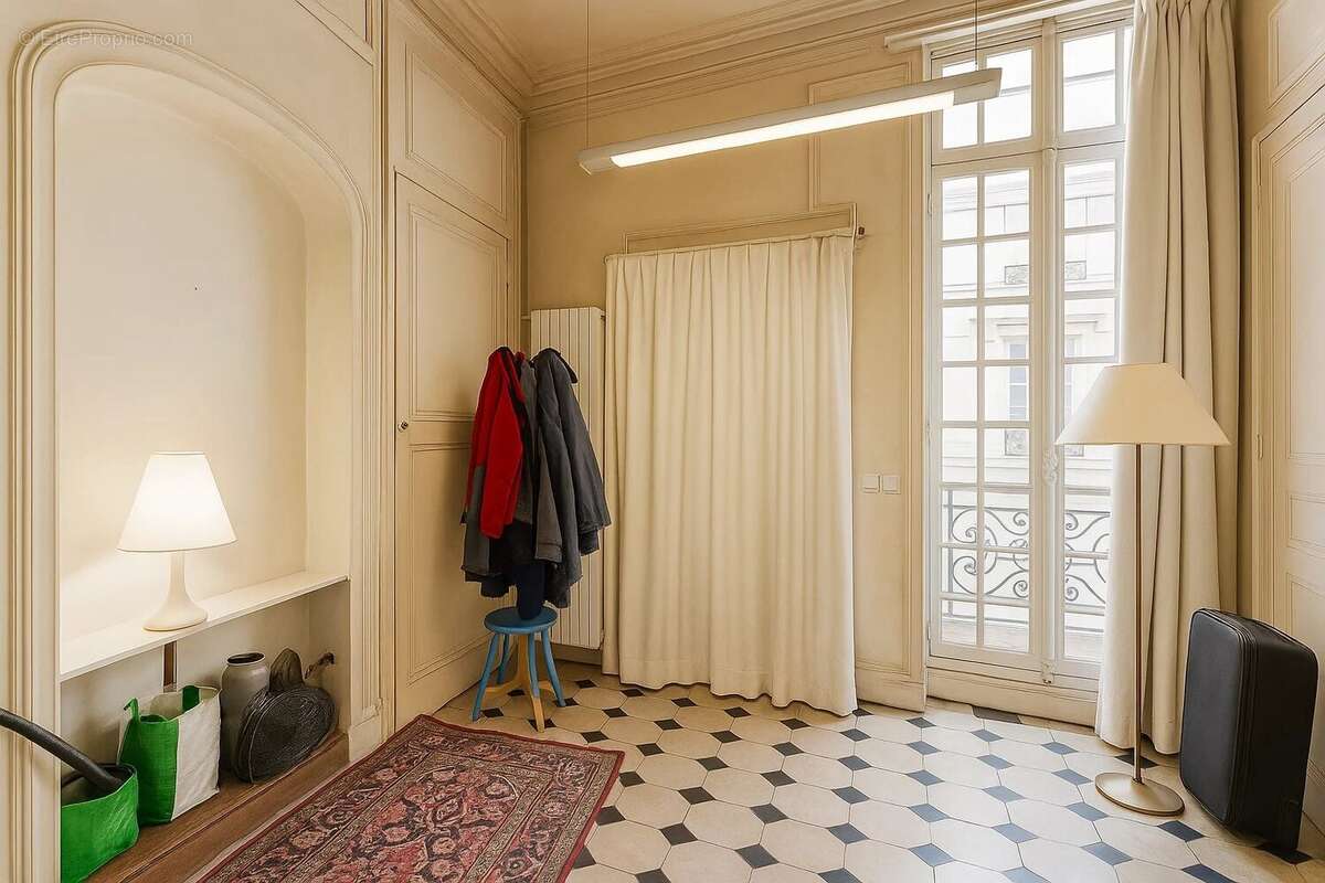 Appartement à PARIS-4E