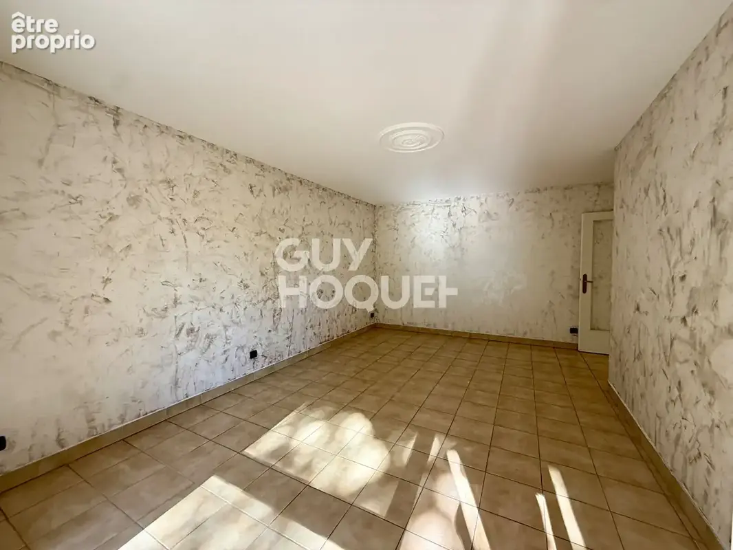 Lyon 5e / saint-irénée / t2bis balcon garage - photo 6