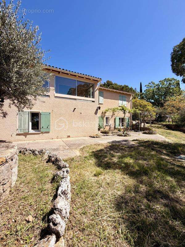 Maison à TOURTOUR