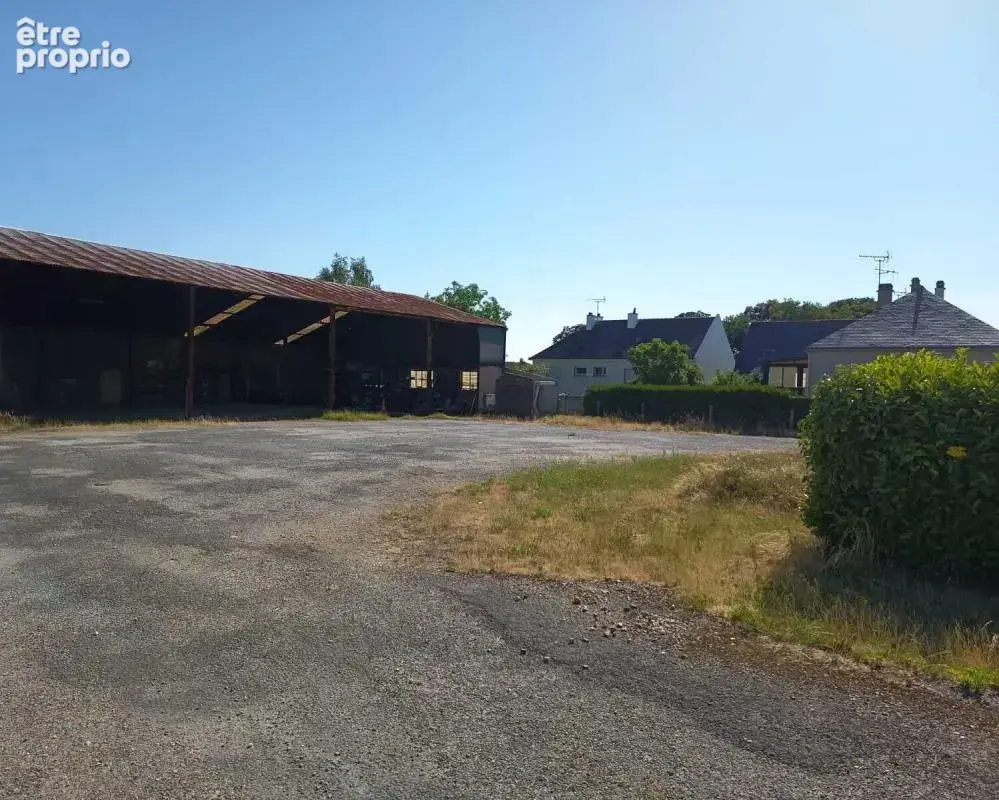 1868 m2 constructibles en plein coeur de St-Gildas-des-Bois - photo 7