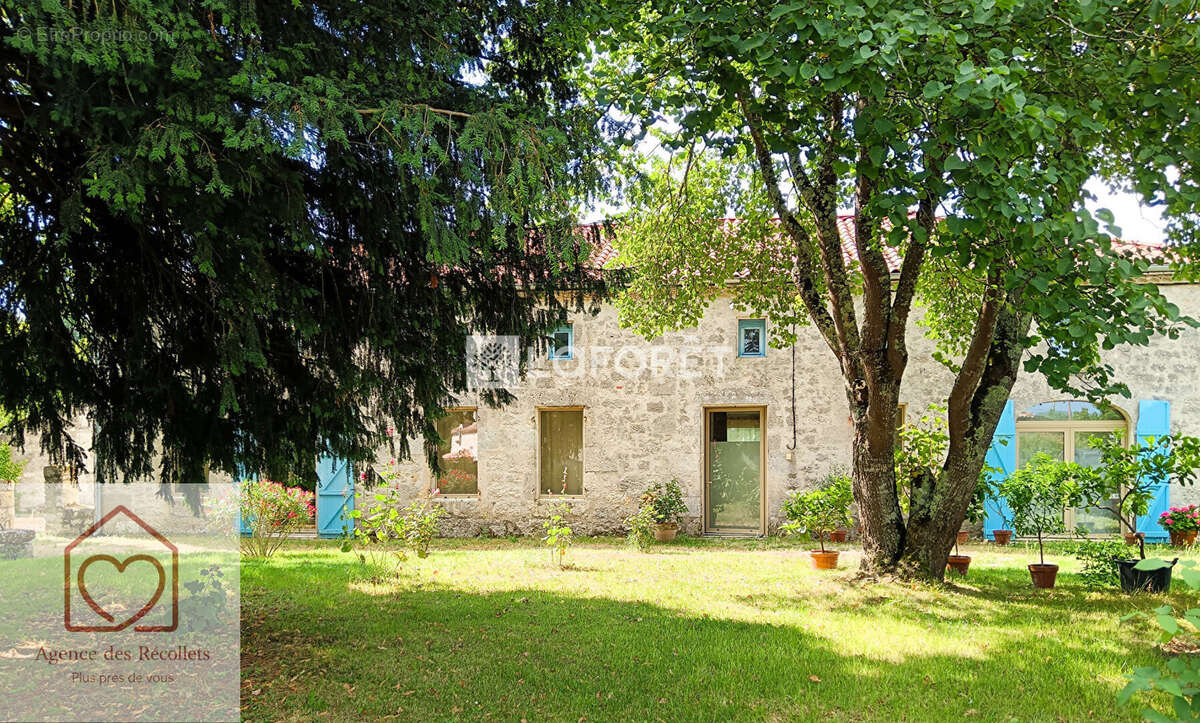 Maison à MONTJOI