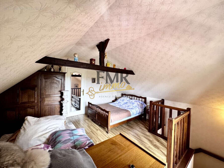 Maison à MEZIDON-CANON