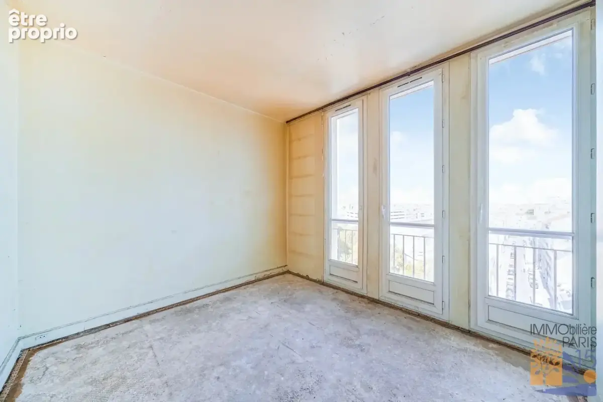 2 pièces en étage élevé Résidence du Quai (Fernand Pouillon) - photo 7