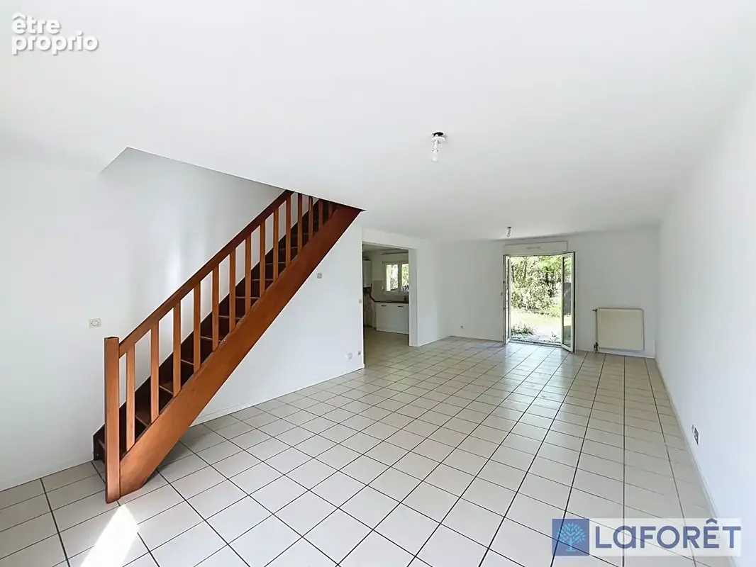Maison Neuilly Crimolois 5 pièce(s) 87.50 m2 - photo 2