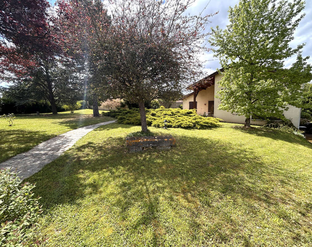 Maison à GONDREVILLE