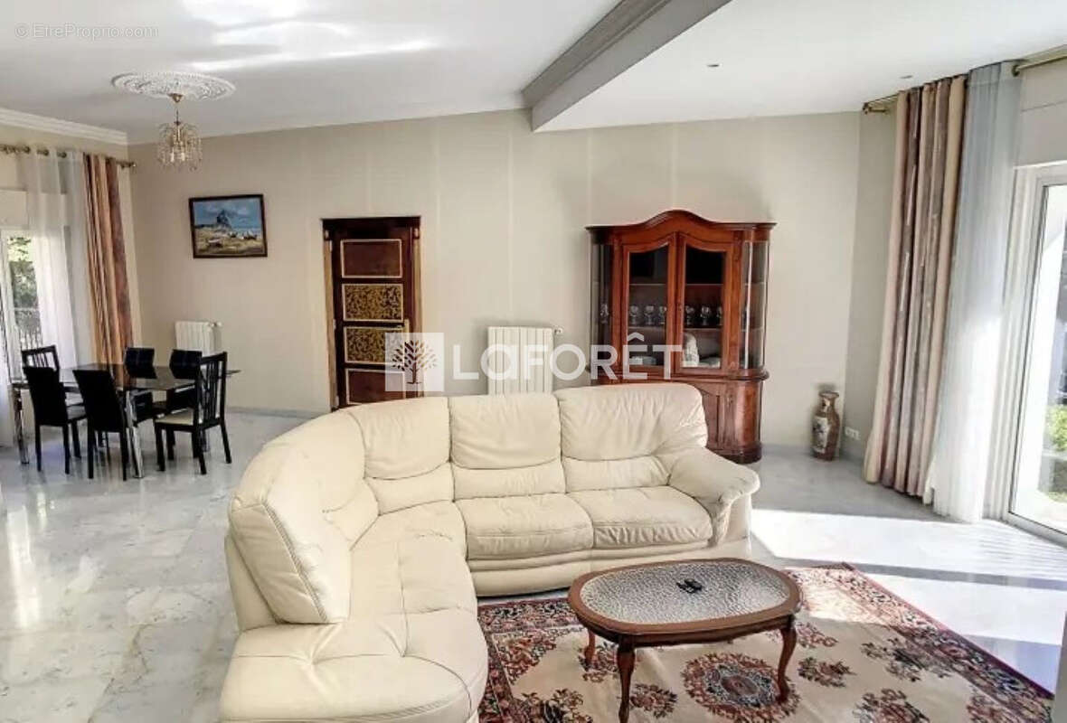 Maison à VILLENEUVE-LOUBET