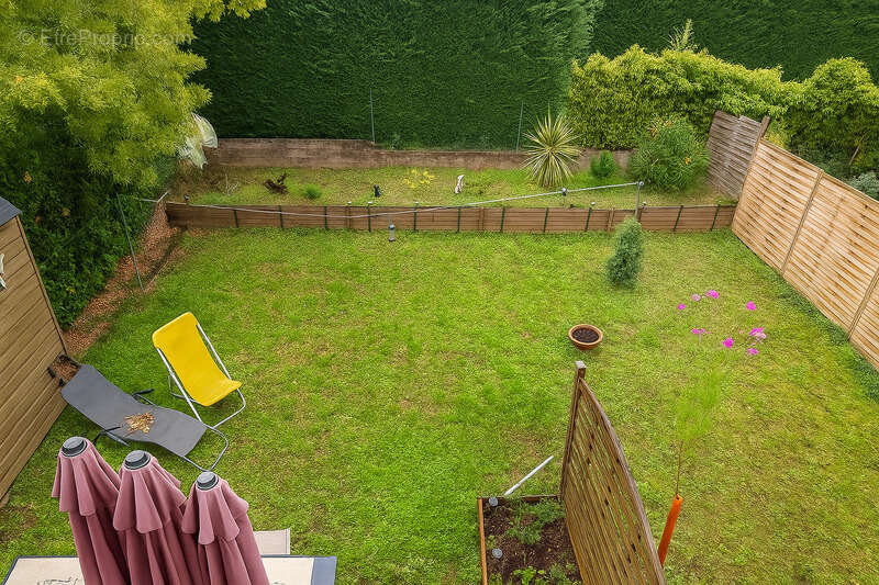 Maison à MONTLOUIS-SUR-LOIRE