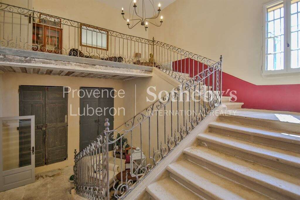 Maison à MONTEUX