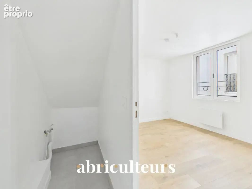 Beau duplex "esprit maison" rénové et confortable au cœur du 18ᵉ arrondissement - photo 12