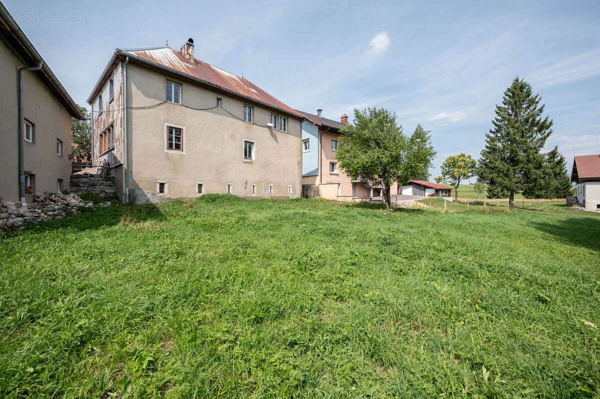 Maison à LE CROUZET