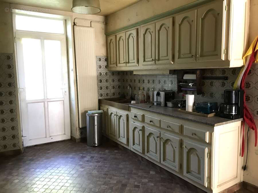 Maison à BRINON-SUR-BEUVRON