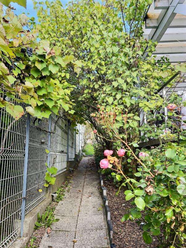 Maison à CHAINAZ-LES-FRASSES