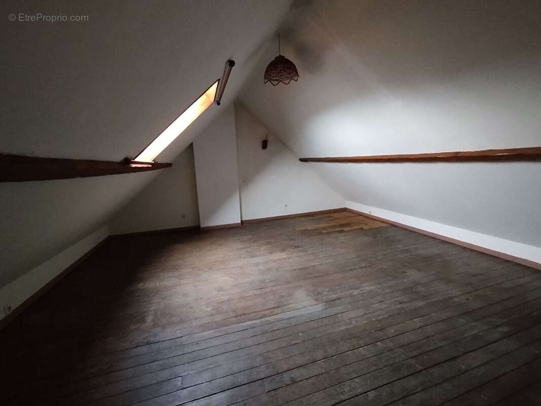 Maison à ORIGNY-SAINTE-BENOITE