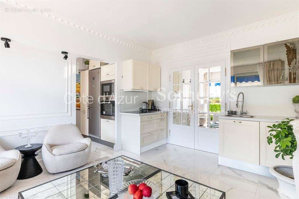 Appartement à BEAULIEU-SUR-MER