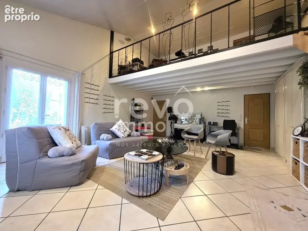 GENESTON 44140  Maison de plain-pied familiale de 176 m² - photo 11