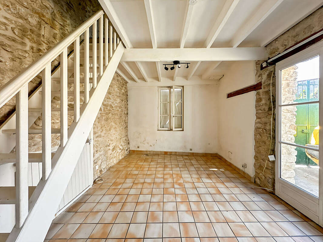 Maison à VIENNE-EN-ARTHIES