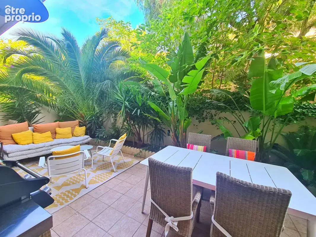 Appartement à SANARY-SUR-MER