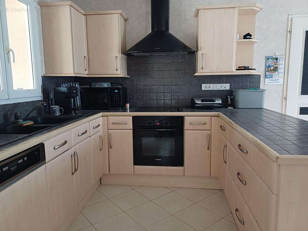 Saint Gelais - Plain-pied 4 chambres - photo 3