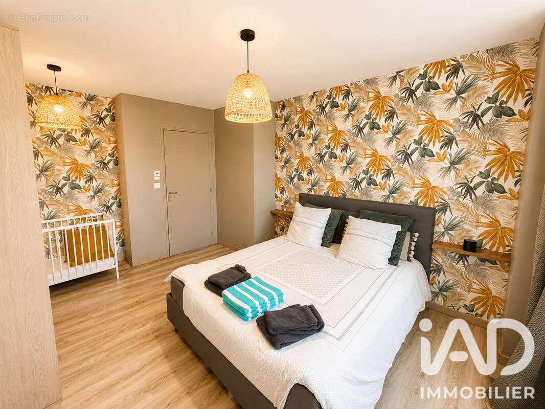 Maison 168 m² à Angoulins  - photo 6