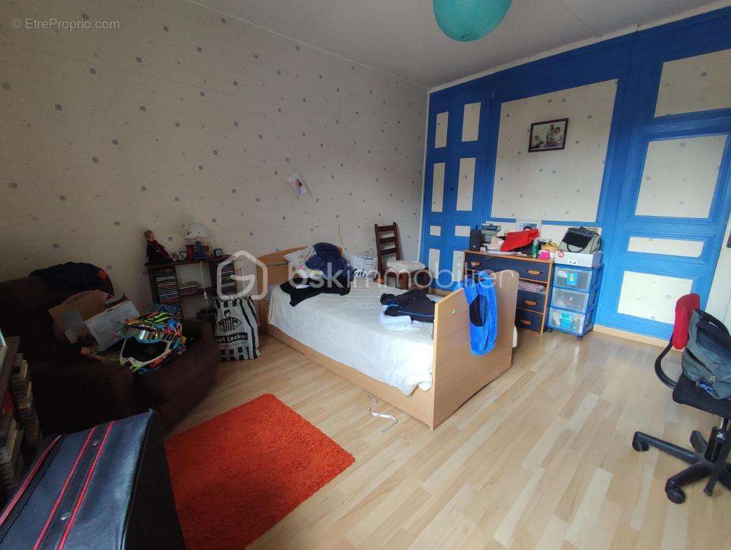  Belle maison familiale aux volumes généreux – Un cadre de vie idéal !A Neuvy-Sautour - photo 7