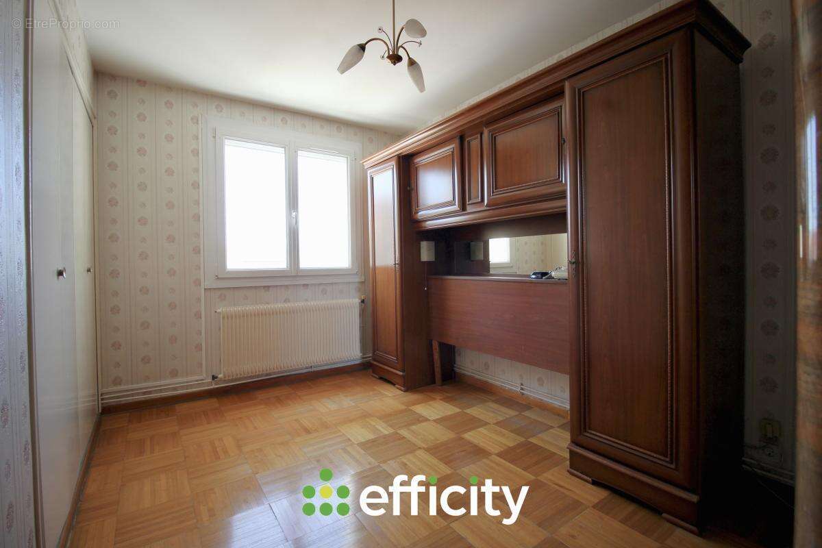Appartement 65 m² à Villeurbanne  - photo 8