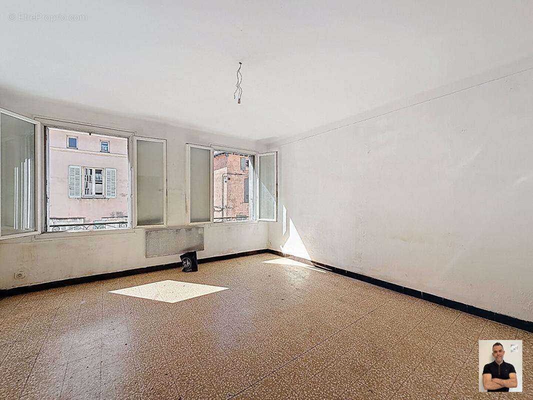 Appartement à TARASCON