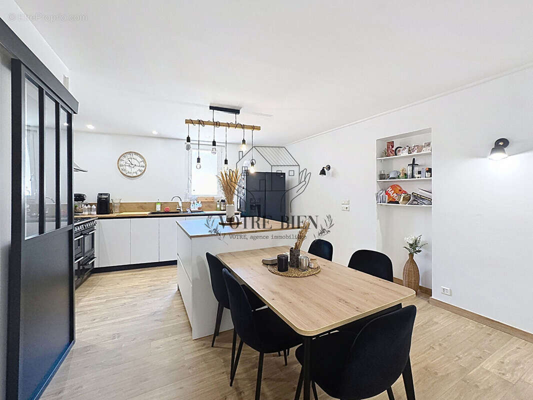Appartement Manosque 4 pièce(s) 112.15 m2 - photo 15