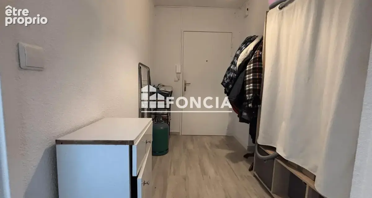 Bannalec - Proche Bourg - Au Calme - Appartement T2 - Rez-de-Jardin - Place de Parking - Cave - Locataire en Place - photo 8