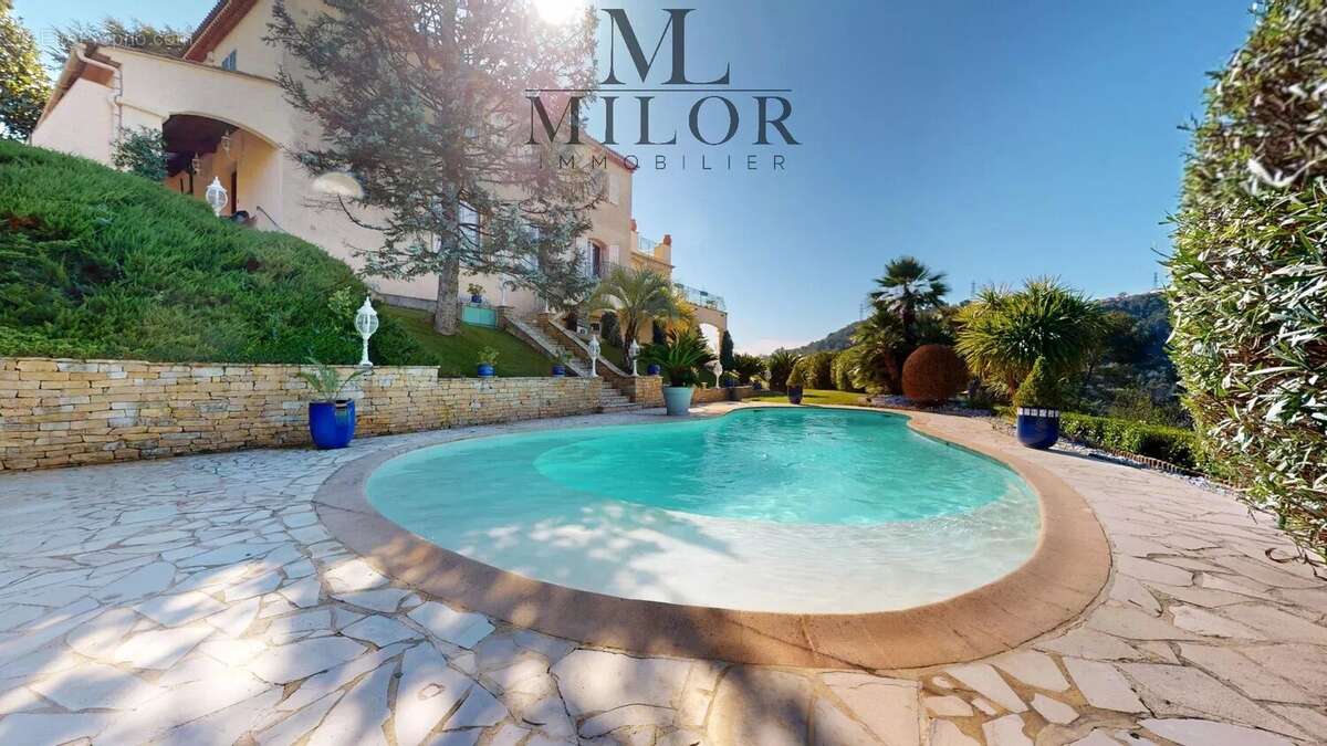 Villa - piscine - jardin 2000m2 - photo 2