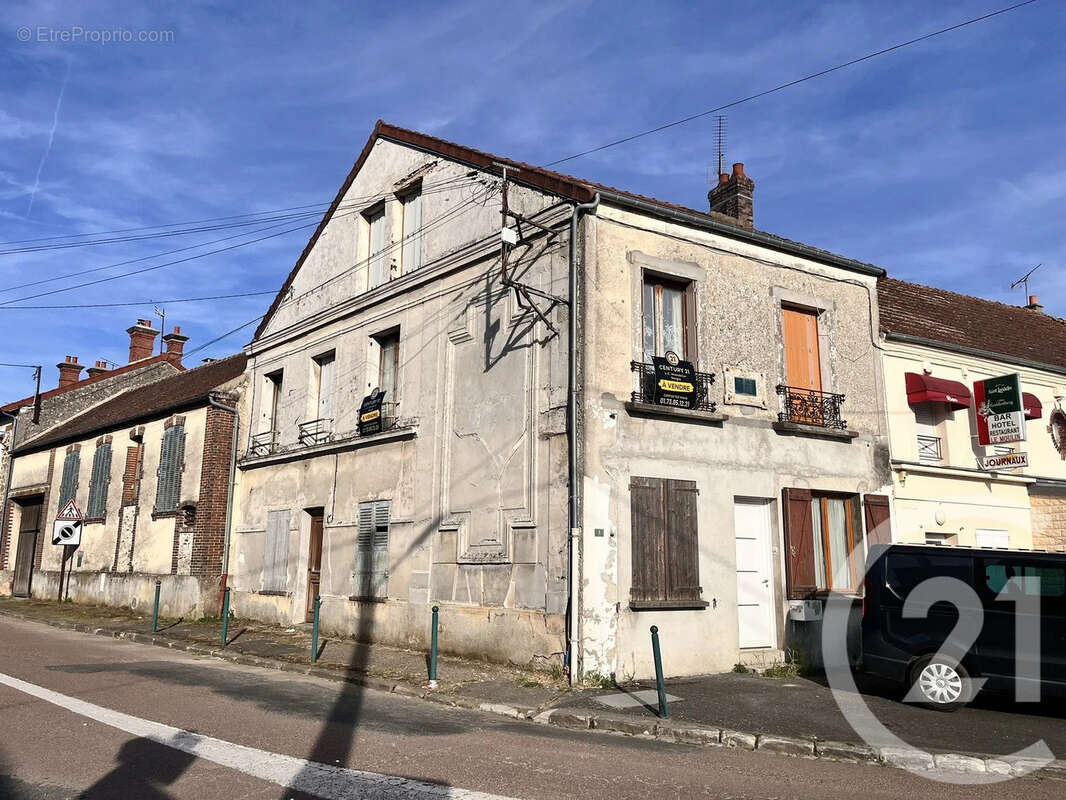 Maison à GASTINS