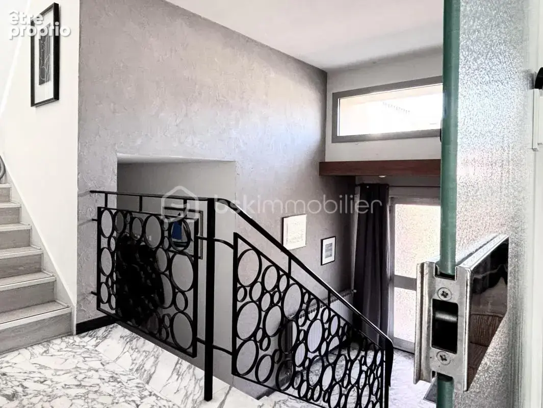 villa d'esthétique années 70 authentique et de haute qualité - photo 7