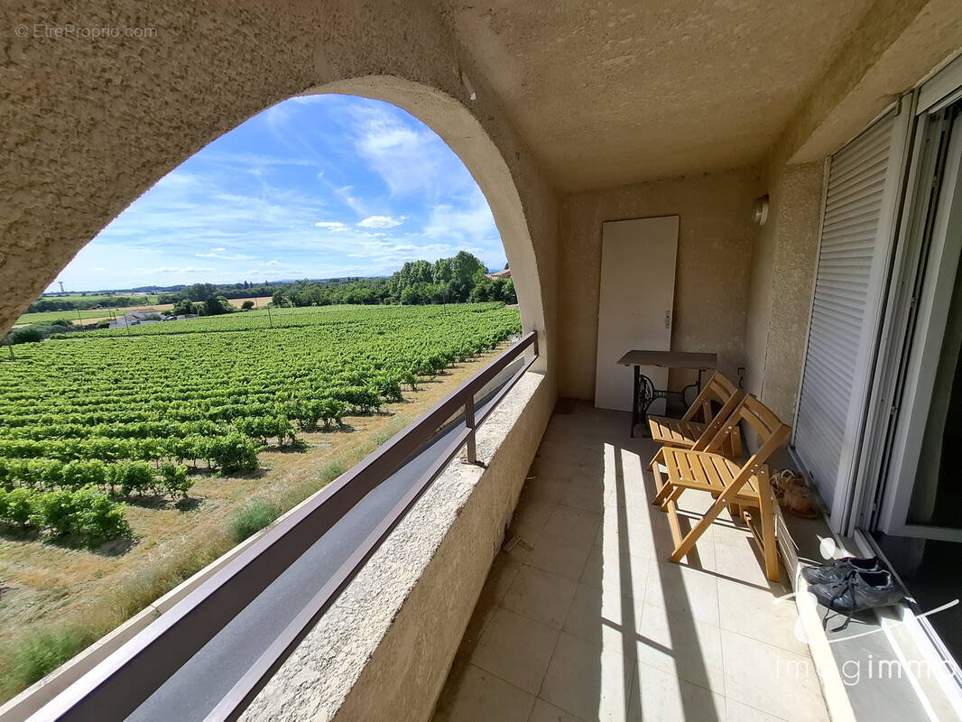 Dans une petite copropriété de 7 lots avec de faibles charges, découvrez cet appartement T3 avec une vue excep - photo 1