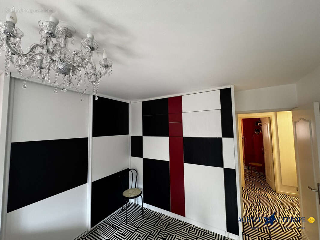 Appartement 69 m² à Vichy  - photo 5