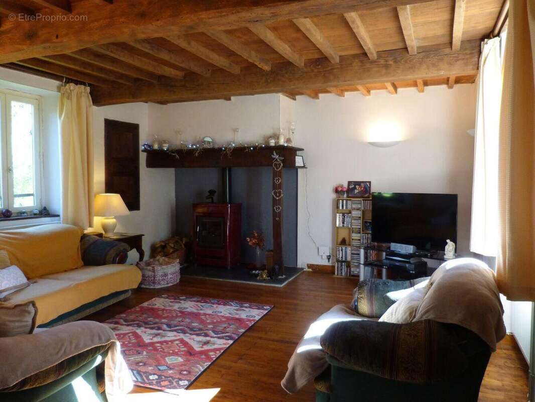 m salon da - Maison à BONREPOS