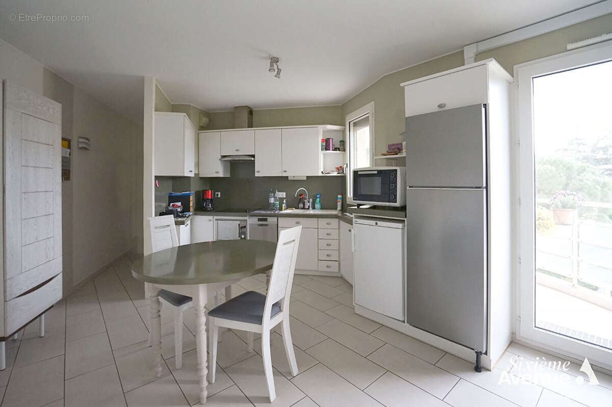 Appartement à LE PEAGE-DE-ROUSSILLON