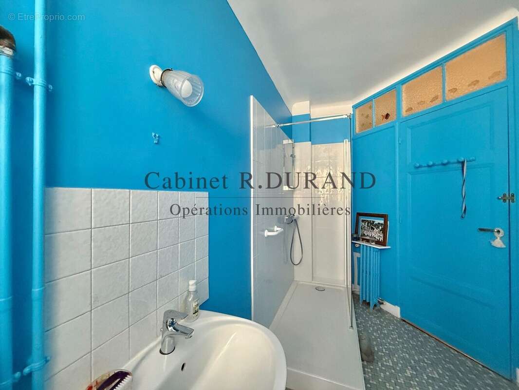 Appartement à LA GARENNE-COLOMBES