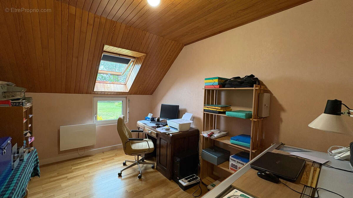 Maison à LAMPAUL-GUIMILIAU