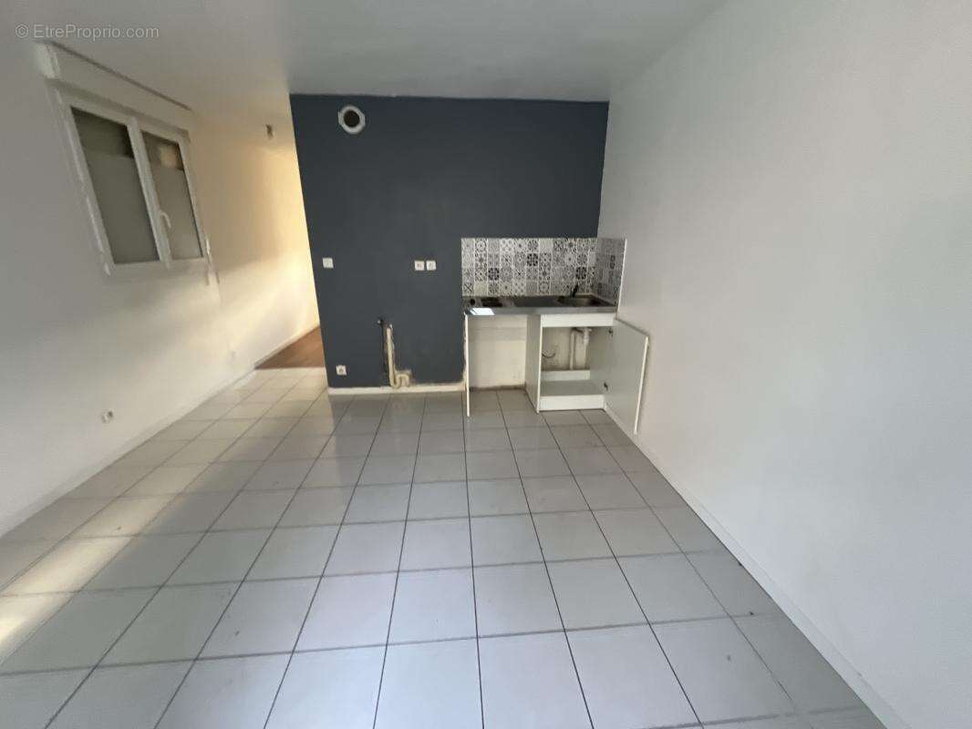 Appartement à BUC