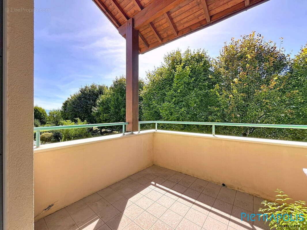 Appartement à FERNEY-VOLTAIRE