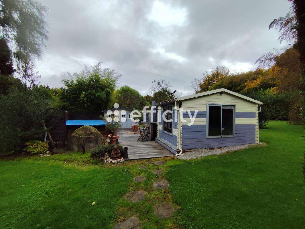 Maison à SAINTE-GAUBURGE-SAINTE-COLOMBE