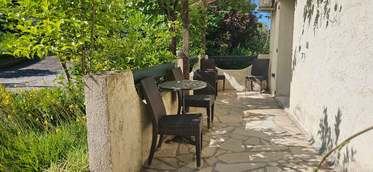 Maison 105m² à la gaude - photo 10