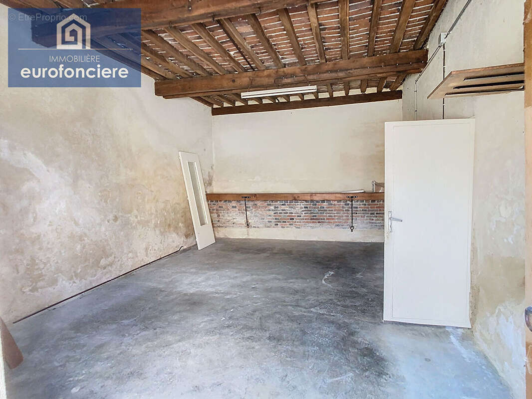 Maison à AIX-EN-OTHE