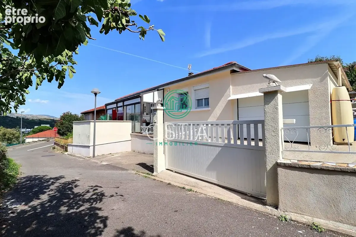 Maison à LA GRAND-CROIX