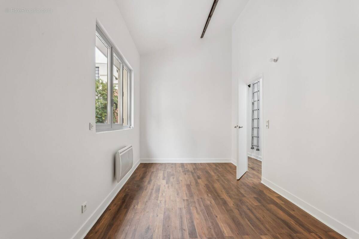 Appartement à PARIS-11E